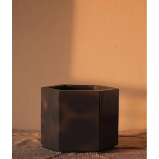 Wishing Well Pot - Jera- The Mob Collective