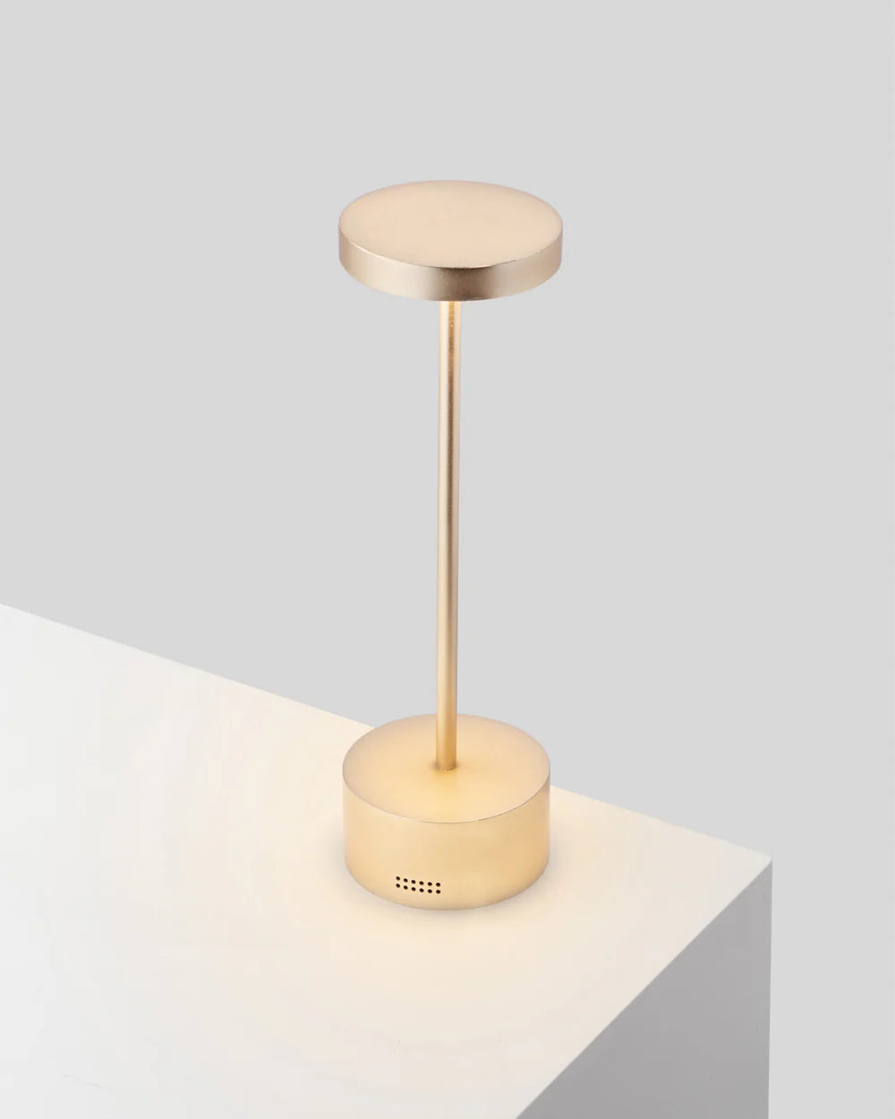 Slender Table Lamp – Modern Minimalist Lighting Design