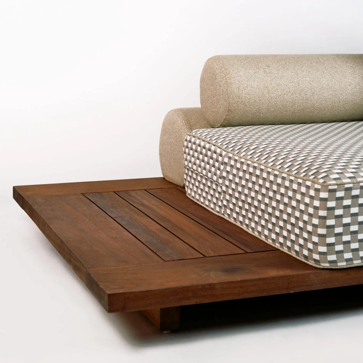 Mareya Sofa