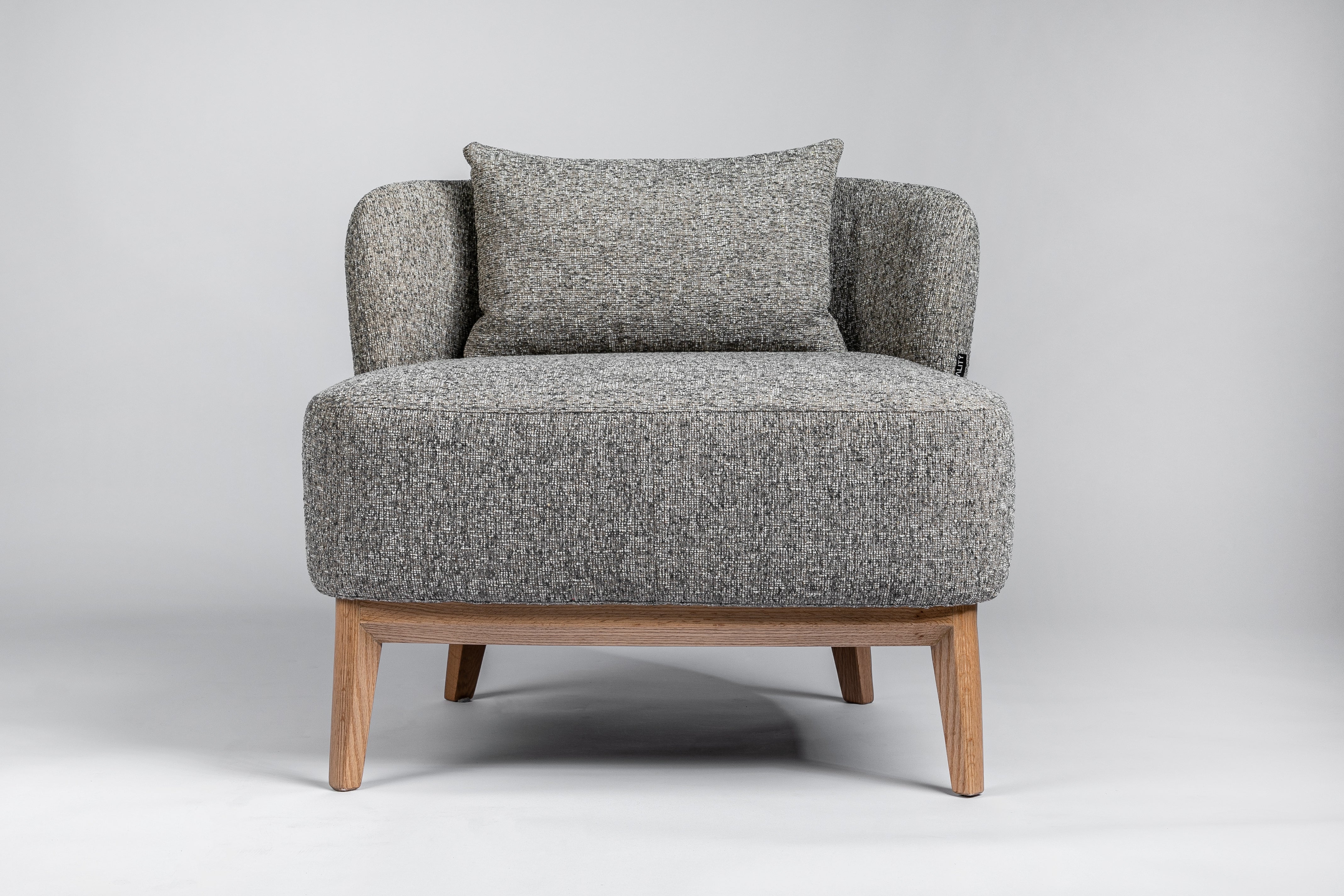 Kate Armchair - C REALITY- The Mob Collective