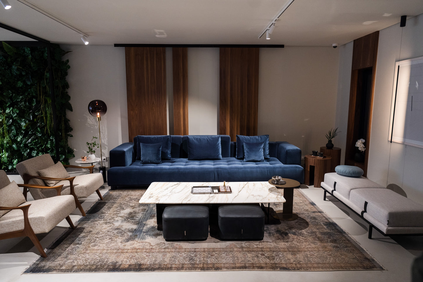 Berlin Sofa - C REALITY- The Mob Collective