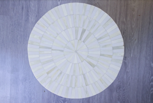 All Pearly Stool - Le Nid- The Mob Collective