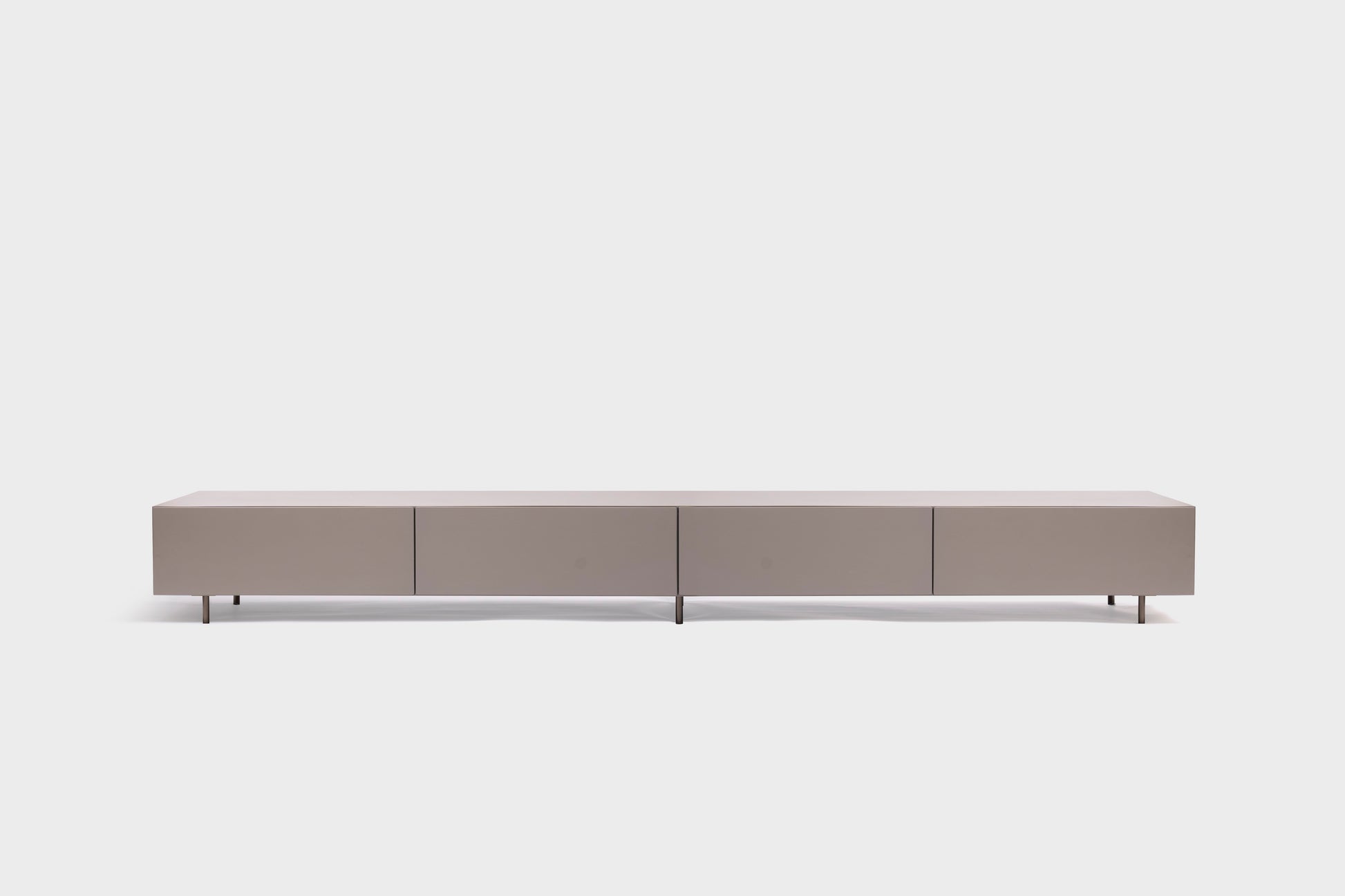 Takashi TV unit - C REALITY- The Mob Collective