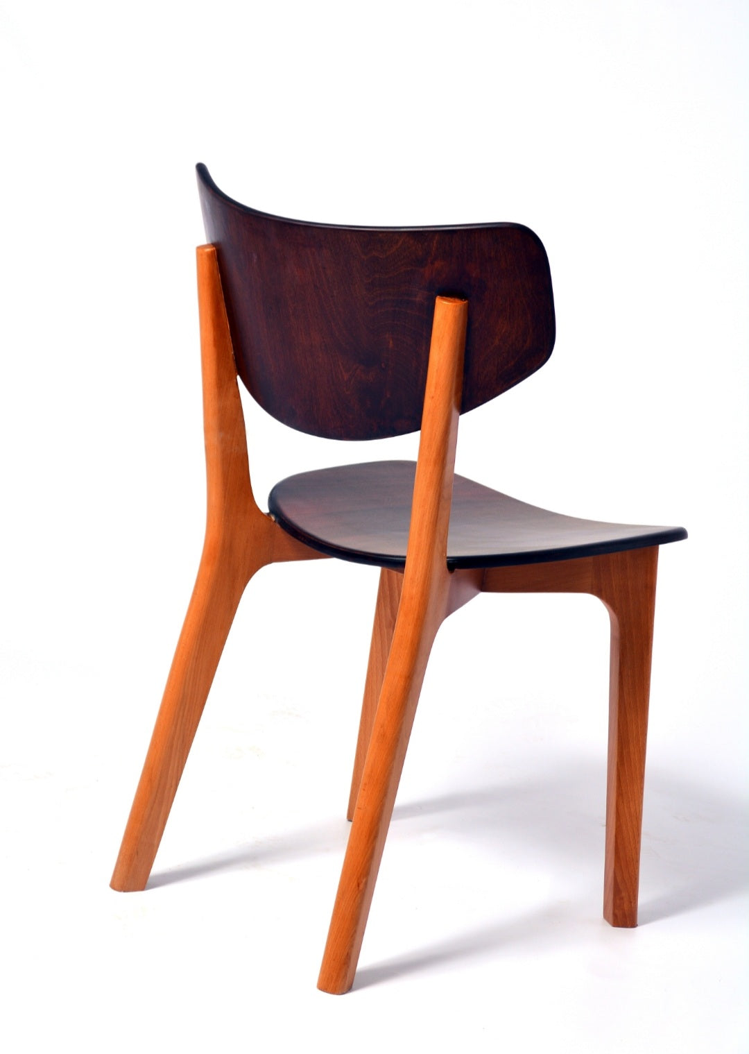 Curvy Chair - Ark Design- The Mob Collective