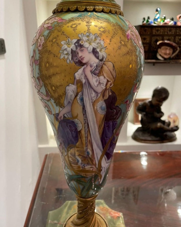 Art Nouveau Lamp - Christy Antique- The Mob Collective