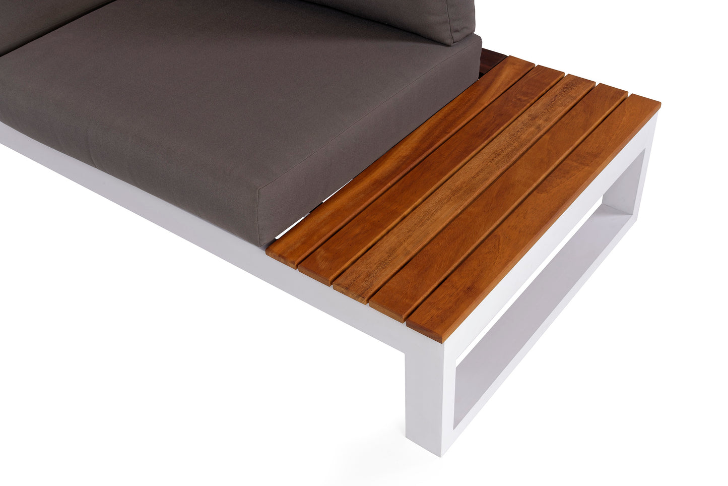 Byblos 3-Seaters Sofa - TOUTOUNGI- The Mob Collective