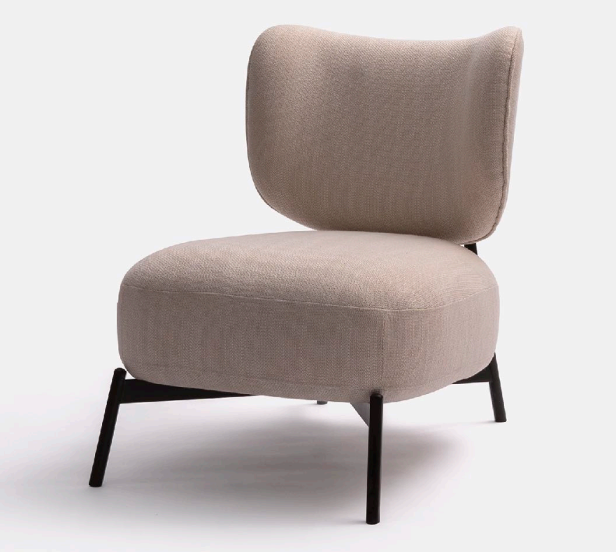 Mobi Chair - C REALITY- The Mob Collective